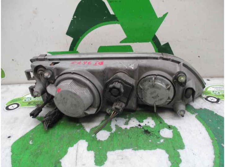 Recambio de faro izquierdo para daewoo aranos 1.8 referencia OEM IAM 2