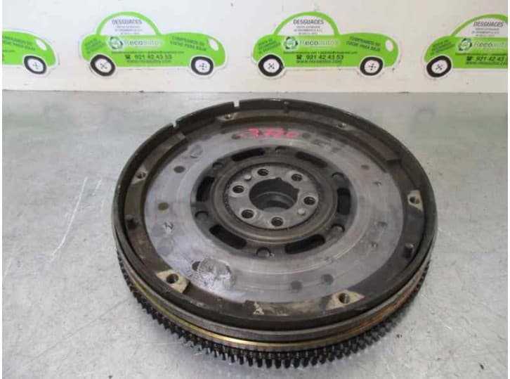 Recambio de volante motor para audi a4 b5 (8d2) 1.8 referencia OEM IAM   LUK