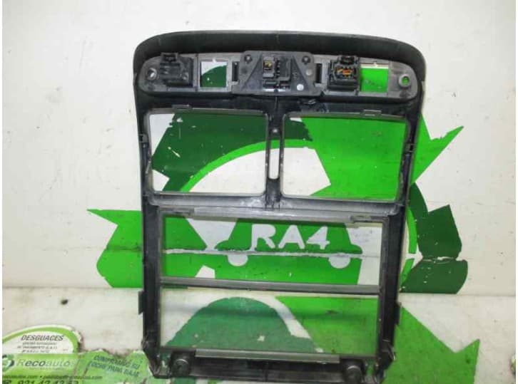 Recambio de consola para peugeot 307 sw (3h) 2.0 hdi 90 referencia OEM IAM 2