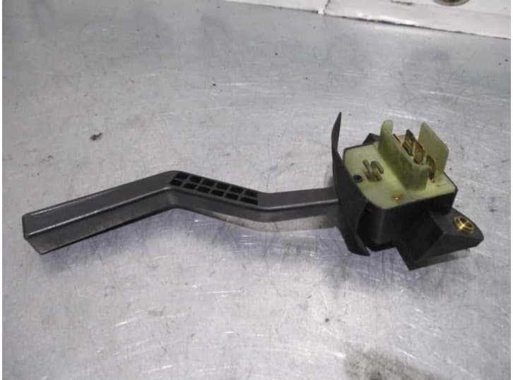 Recambio de mando limpia para volvo 940 (944) 2.3 referencia OEM IAM 1363016 2