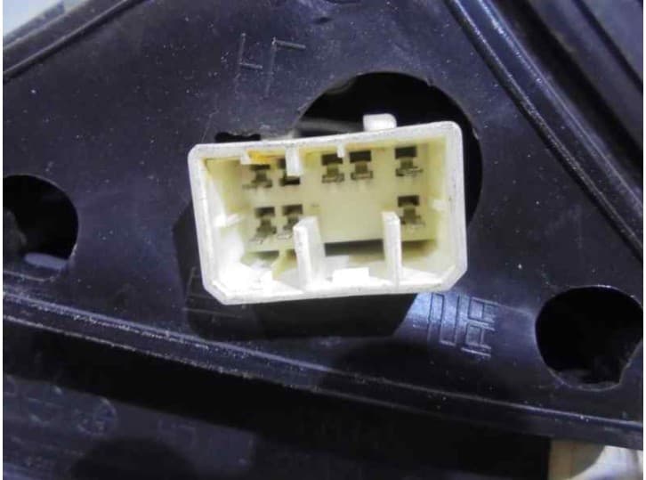 Recambio de retrovisor izquierdo para daewoo evanda (klal) 2.0 referencia OEM IAM   7 PINES 5
