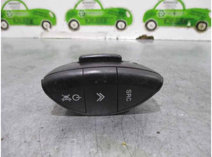 Recambio de mando radio volante para daewoo evanda (klal) 2.0 referencia OEM IAM