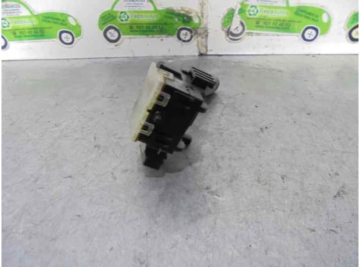 Recambio de mando limpia para toyota yaris (_p1_) 1.0 (scp10_) referencia OEM IAM 3