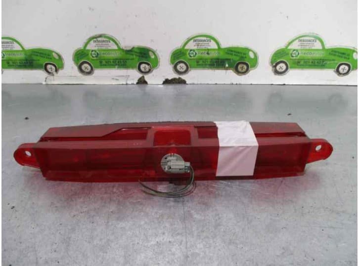 Recambio de luz central de freno para mazda 6 hatchback (gg) 1.8 referencia OEM IAM 2