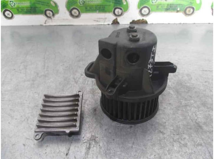 Recambio de motor calefaccion para volvo xc90 i (275) d5 awd referencia OEM IAM 983469U