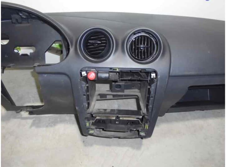 Recambio de salpicadero para seat ibiza iii (6l1) 1.4 16v referencia OEM IAM 3