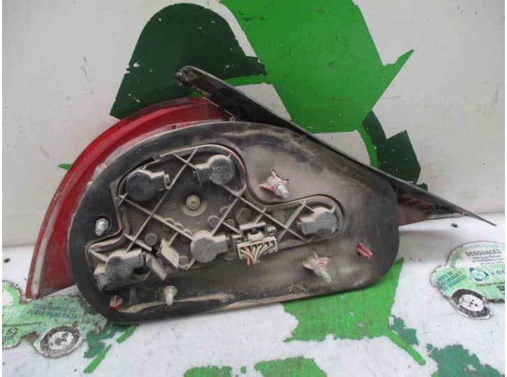 Recambio de piloto trasero derecho para lancia y (840_) 1.4 12v (840ab) referencia OEM IAM 2