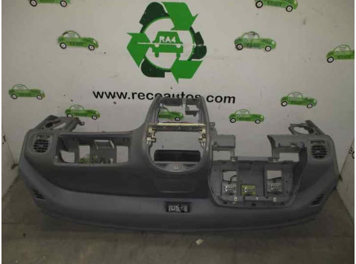 Recambio de salpicadero para kia joice (mte1p) 2.0 referencia OEM IAM 84410M3100LT 2