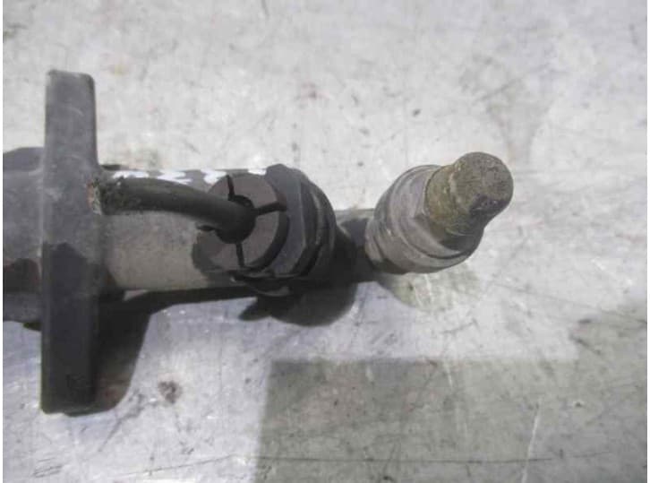 Recambio de bombin embrague para citroën c4 i (lc_) 2.0 hdi referencia OEM IAM 3