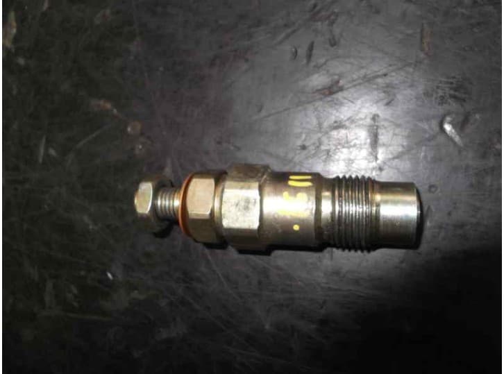 Recambio de inyector para nissan almera i (n15) 2.0 d referencia OEM IAM  86511A1032