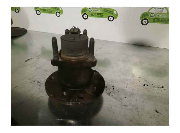 Recambio de mangueta trasera derecha para saab 9-3 (ys3d) 2.2 tid referencia OEM IAM 4