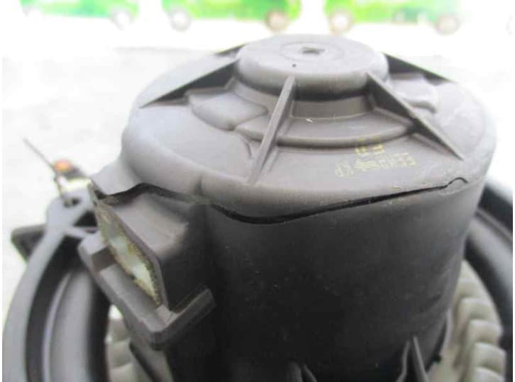 Recambio de motor calefaccion para hyundai i30 (fd) 1.4 referencia OEM IAM 3
