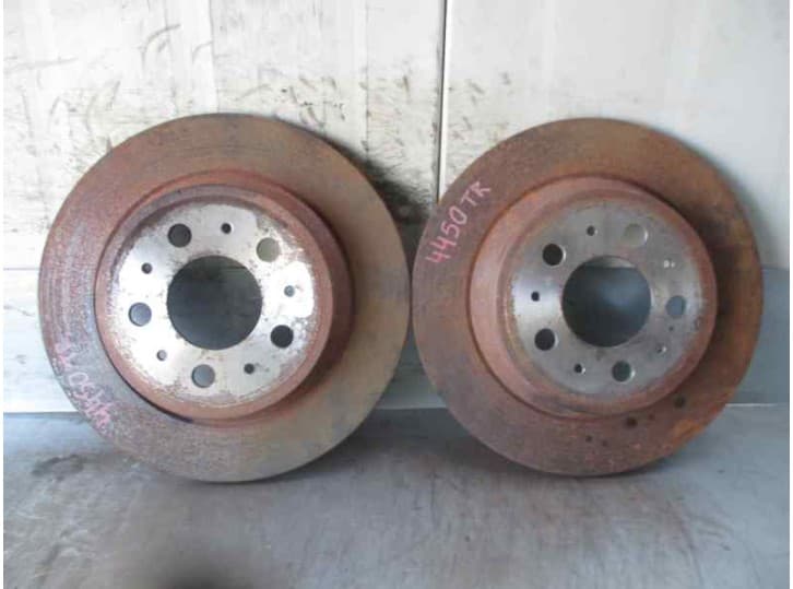 Recambio de disco freno trasero para volvo v70 ii (285) 2.5 tdi referencia OEM IAM 2