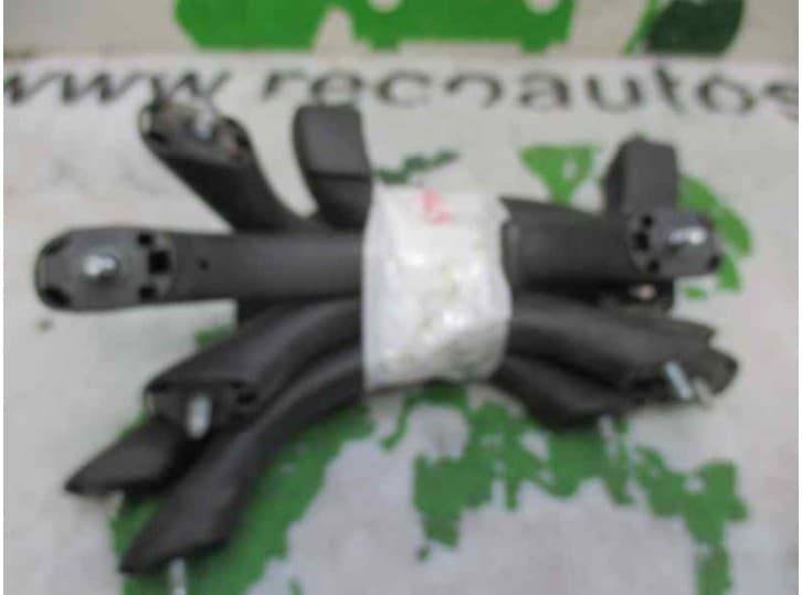 Recambio de agarrador para nissan terrano ii (r20) 2.7 tdi 4wd referencia OEM IAM 2