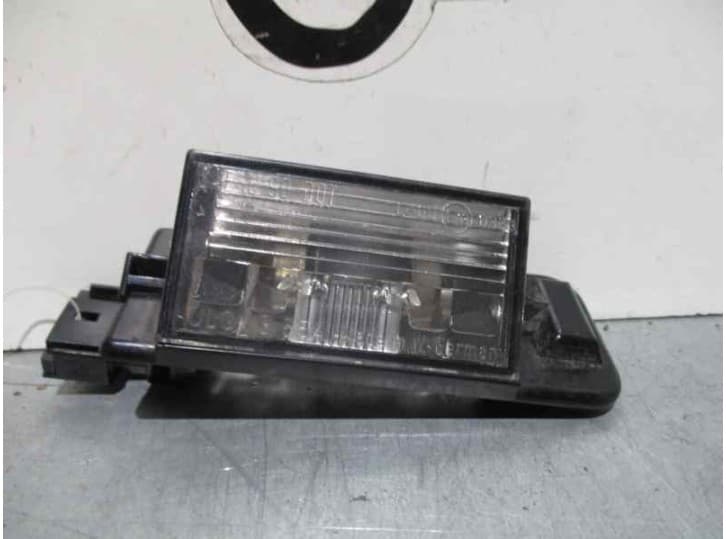 Recambio de piloto matricula para bmw 3 (e36) 318 i referencia OEM IAM
