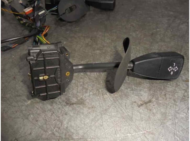 Recambio de mando luces para bmw 3 touring (e36) 318 i referencia OEM IAM 3