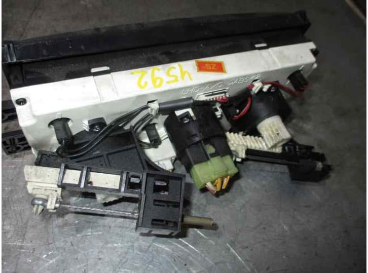 Recambio de mando climatizador para daewoo kalos (klas) 1.2 referencia OEM IAM 4