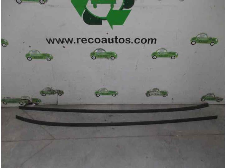Recambio de embellecedor para hyundai i30 (fd) 1.4 referencia OEM IAM