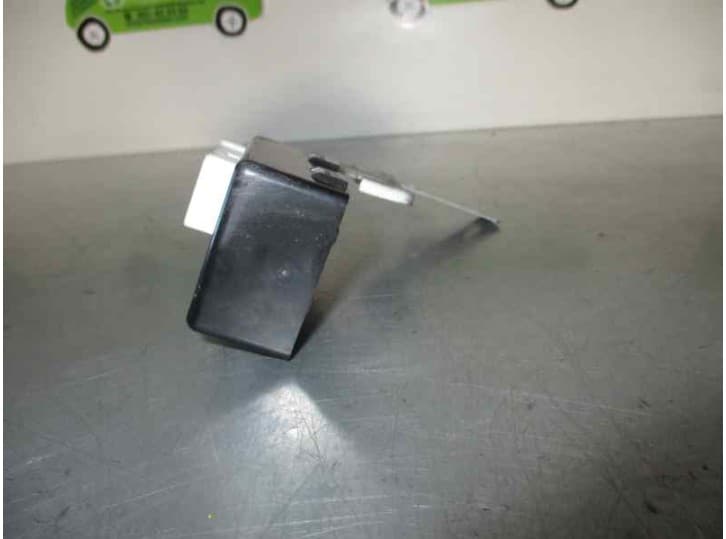 Recambio de rele para kia rio ii (jb) 1.5 crdi referencia OEM IAM 952301G100 2