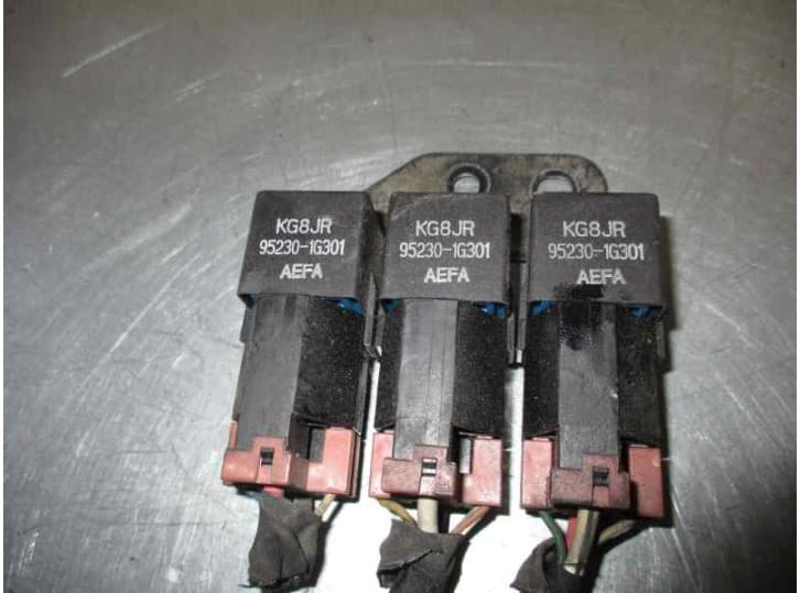Recambio de rele para kia rio ii (jb) 1.5 crdi referencia OEM IAM 952301G301