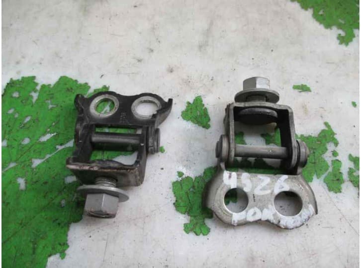 Recambio de bisagra porton para toyota yaris (_p9_) 1.3 vvt-i (scp90_) referencia OEM IAM