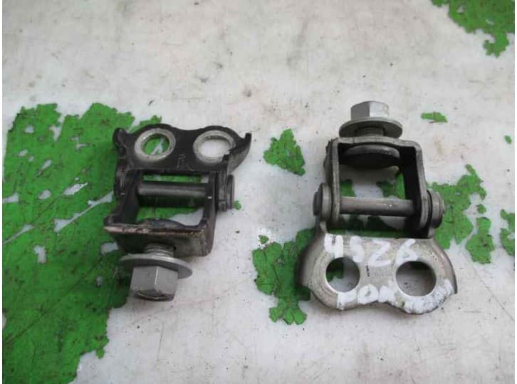Recambio de bisagra porton para toyota yaris (_p9_) 1.3 vvt-i (scp90_) referencia OEM IAM 2