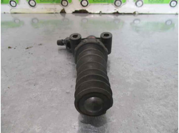 Recambio de bombin embrague para volvo s40 i (644) 1.8 i referencia OEM IAM 2