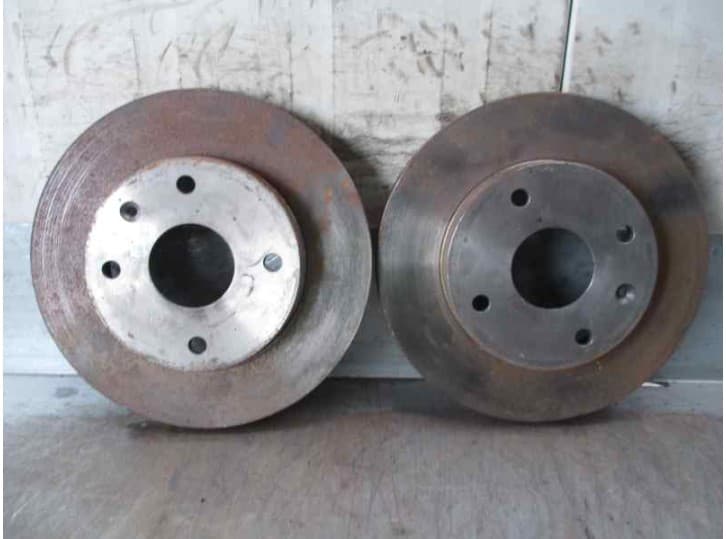 Recambio de disco freno delantero para daewoo nubira sedán (j200) 1.6 referencia OEM IAM 2
