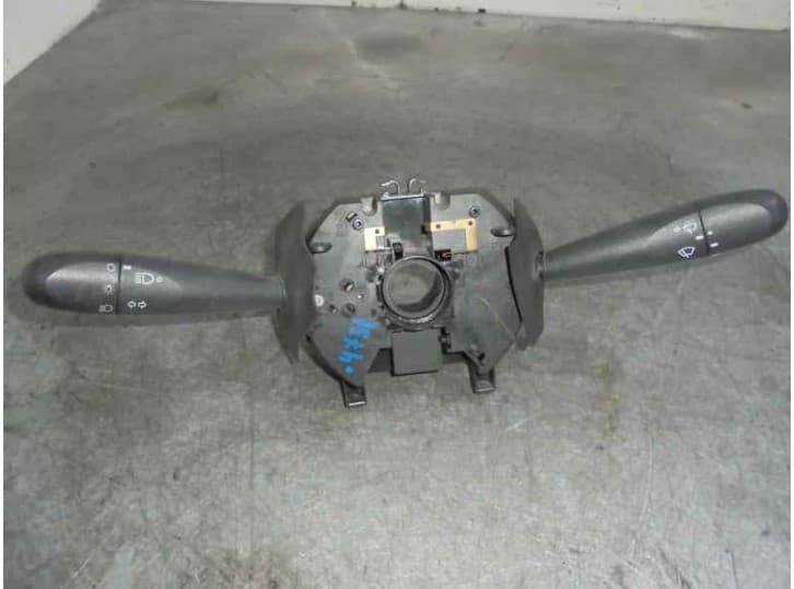 Recambio de mando luces para alfa romeo 156 (932_) 1.9 jtd (932b2) referencia OEM IAM B833