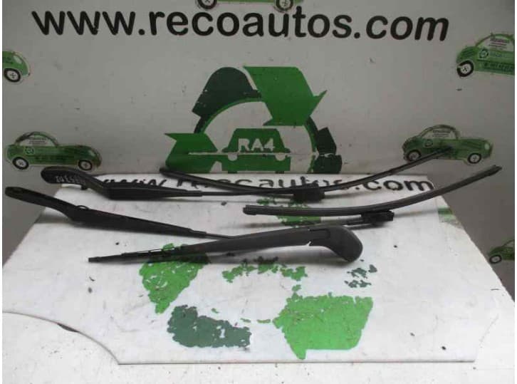 Recambio de brazo limpia delantero derecho para volvo v50 (545) 2.0 d referencia OEM IAM 2