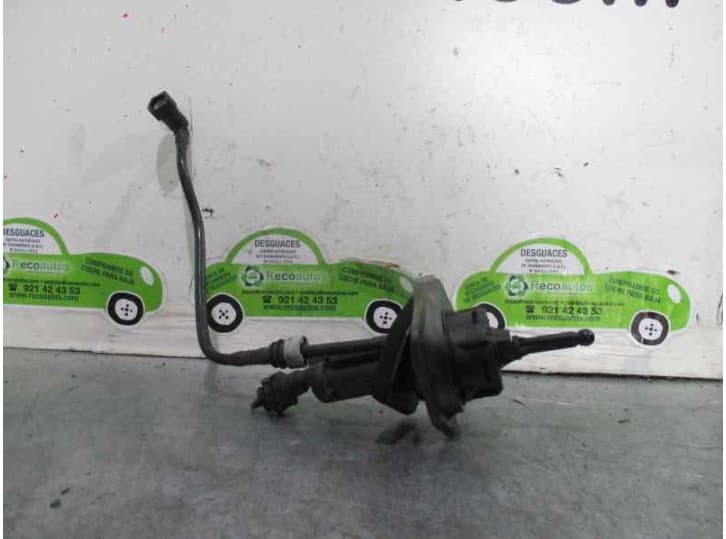 Recambio de bomba embrague para volvo s40 ii (544) 1.8 referencia OEM IAM 3M517A543AE