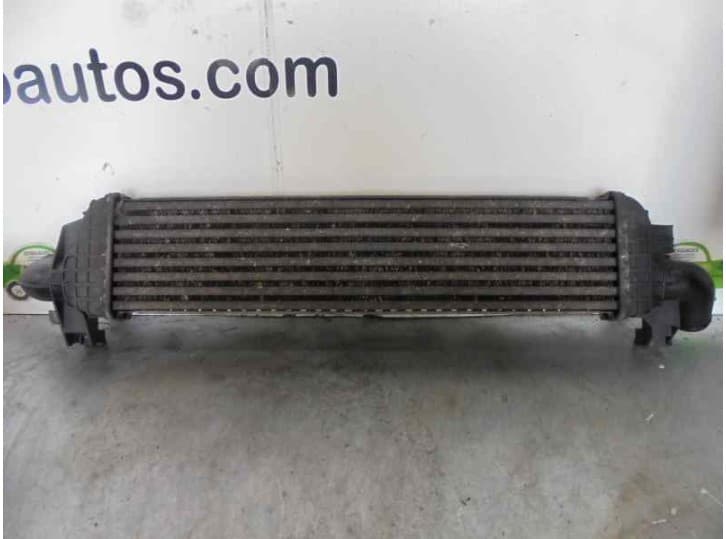 Recambio de intercooler para volvo v50 (545) 2.0 d referencia OEM IAM 2