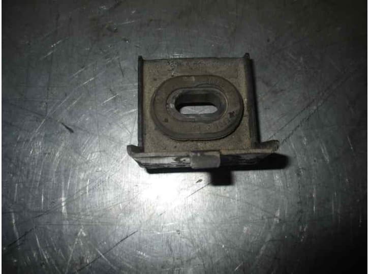 Recambio de soporte radiadores para peugeot 307 (3a/c) 1.6 hdi 110 referencia OEM IAM 3