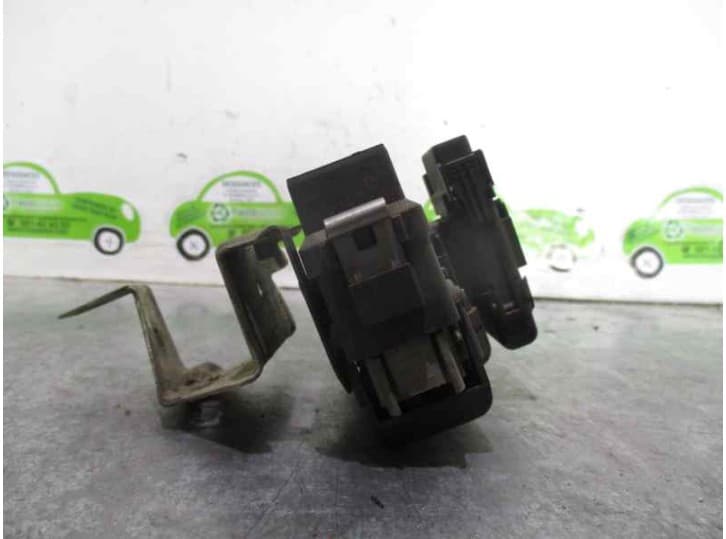 Recambio de caja reles / fusibles para chrysler neon (pl) 2.0 16v referencia OEM IAM 2