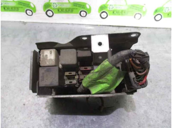 Recambio de caja reles / fusibles para fiat marea (185_) 2.4 td 125 referencia OEM IAM