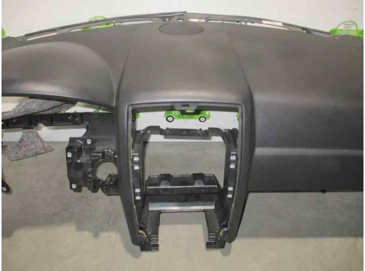 Recambio de salpicadero para chrysler 300c (lx, le) 3.5 referencia OEM IAM UZ751DDAD NEGRO 3