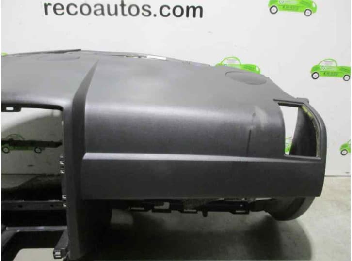 Recambio de salpicadero para chrysler 300c (lx, le) 3.5 referencia OEM IAM UZ751DDAD NEGRO 4