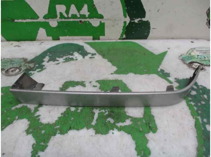Recambio de cerquillo faro para bmw 3 compact (e46) 320 td referencia OEM IAM