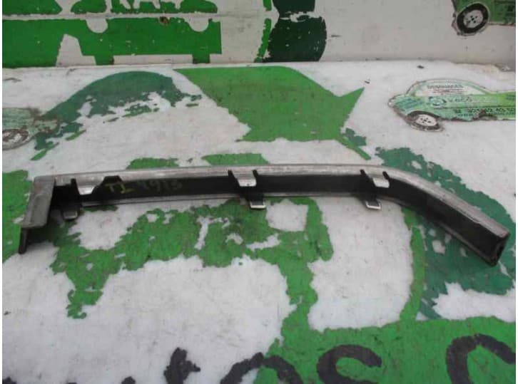 Recambio de cerquillo faro para bmw 3 compact (e46) 320 td referencia OEM IAM 2