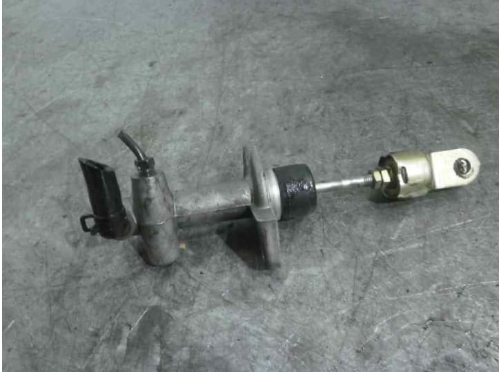 Recambio de bomba embrague para daewoo nubira sedán (j200) 1.6 referencia OEM IAM