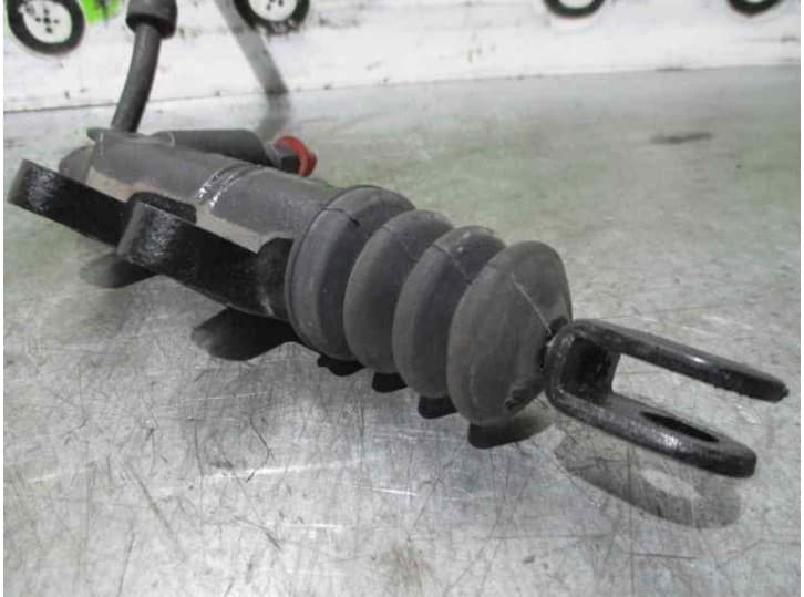 Recambio de bombin embrague para hyundai sonata iv (ef) 2.0 16v referencia OEM IAM 4