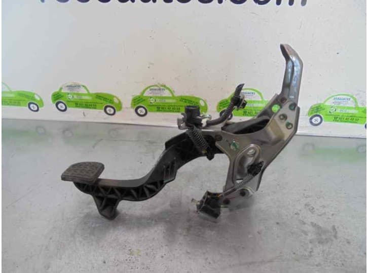 Recambio de pedal freno para toyota yaris (_p9_) 1.0 vvt-i (ksp90_) referencia OEM IAM 2