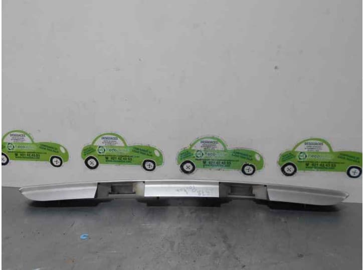Recambio de molduras traseras para volvo s40 i (644) 1.8 i referencia OEM IAM 2