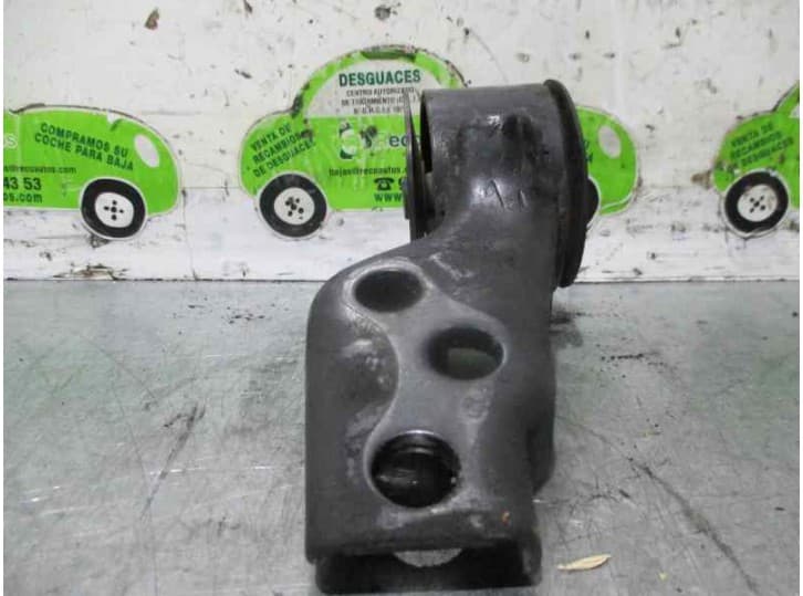 Recambio de soporte motor derecho para kia pride station wagon 1.3 referencia OEM IAM 4