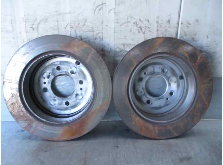 Recambio de disco freno trasero para hyundai getz (tb) 1.5 crdi referencia OEM IAM