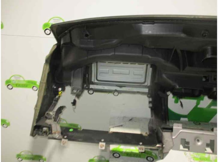 Recambio de salpicadero para lancia lybra (839_) 2.0 20v (839axh1a) referencia OEM IAM  NEGRO 6