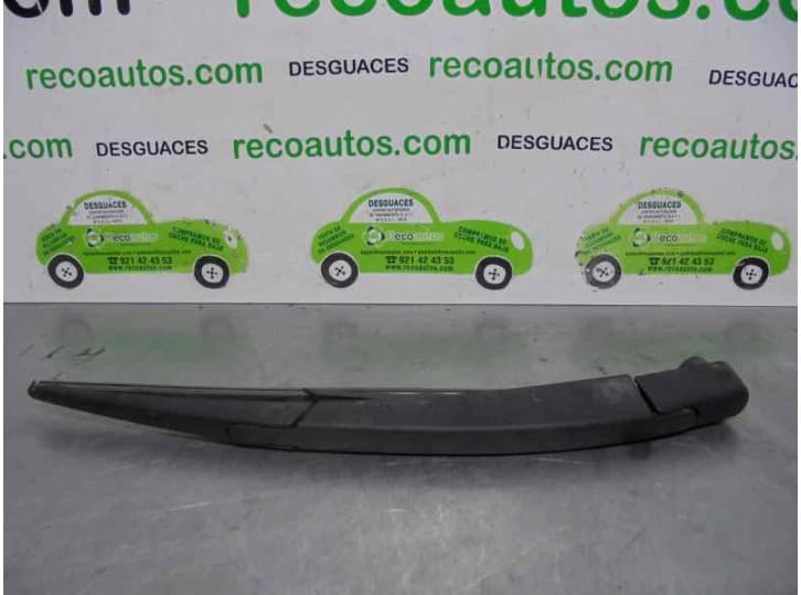 Recambio de brazo limpia trasero para renault twingo ii (cn0_) 1.2 16v referencia OEM IAM