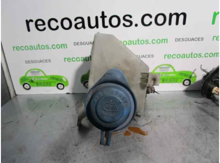 Recambio de deposito limpia para kia magentis i (gd, ms) 2.0 referencia OEM IAM 9861038000 2