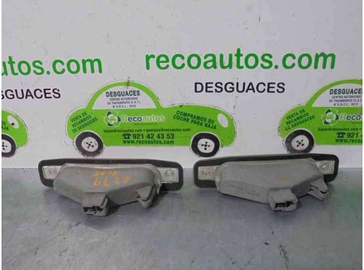Recambio de piloto matricula para rover 600 i (rh) 620 i referencia OEM IAM 2