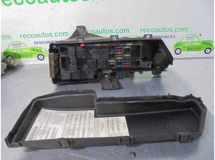 Recambio de caja reles / fusibles para volvo s80 i (184) t6 referencia OEM IAM 9494210
